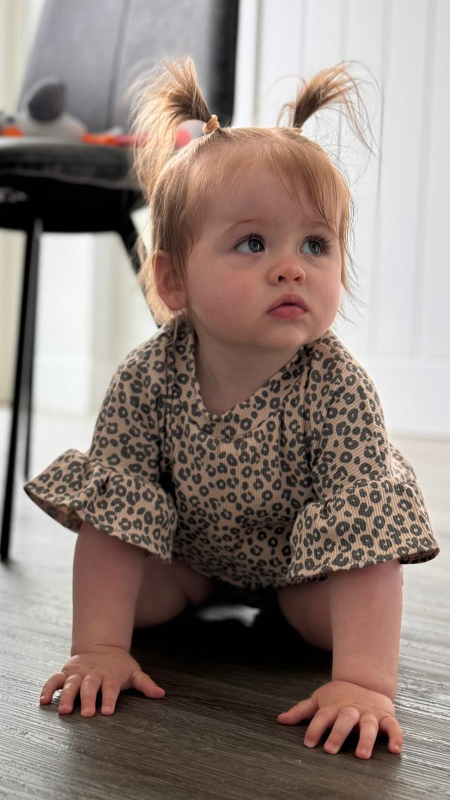 Leopard Rib Oversized Ruffle Sleeve Tee